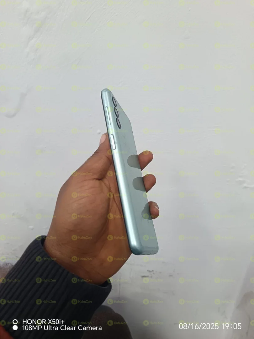 Samsung Galaxy M13