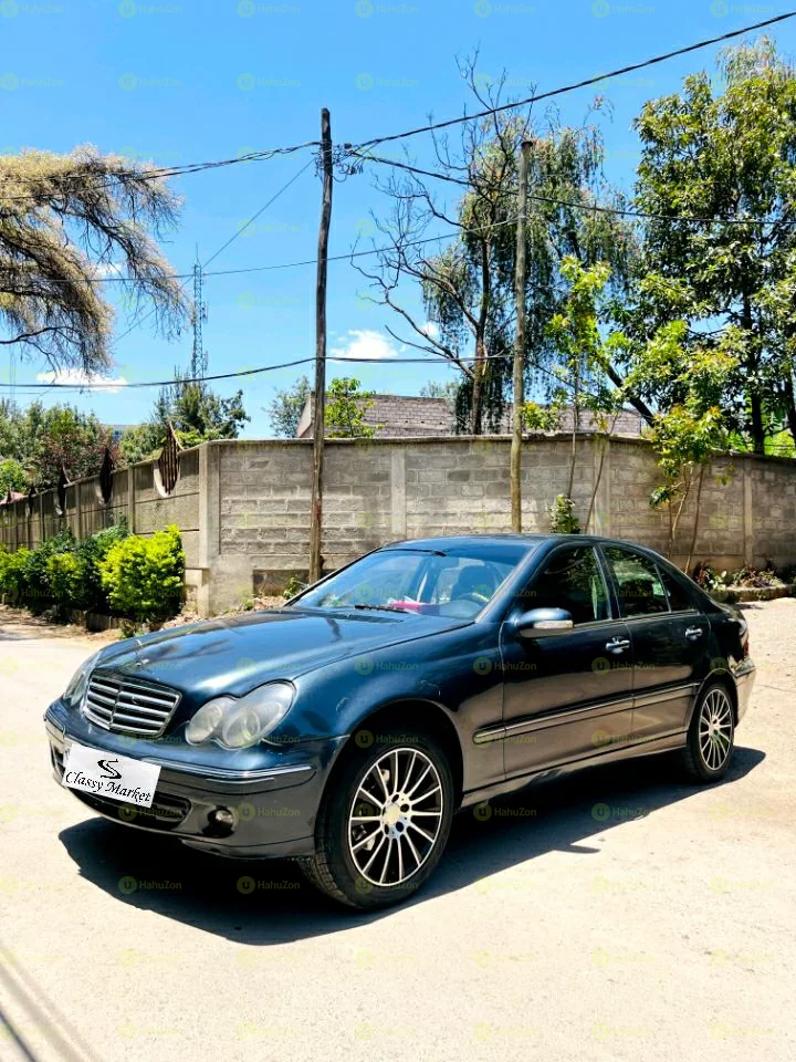 2004 Model-Mercedes-Benz