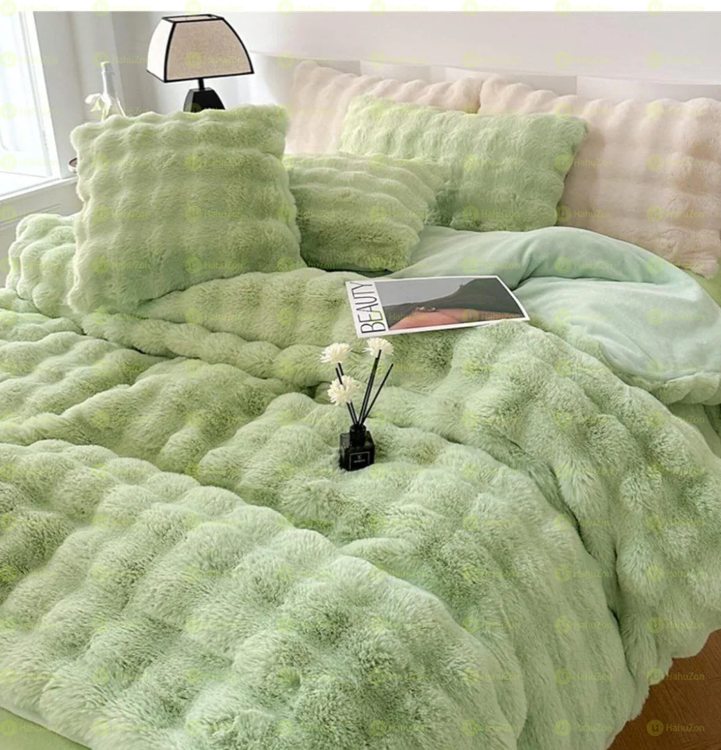 3 ፒስ ኮንፈርት