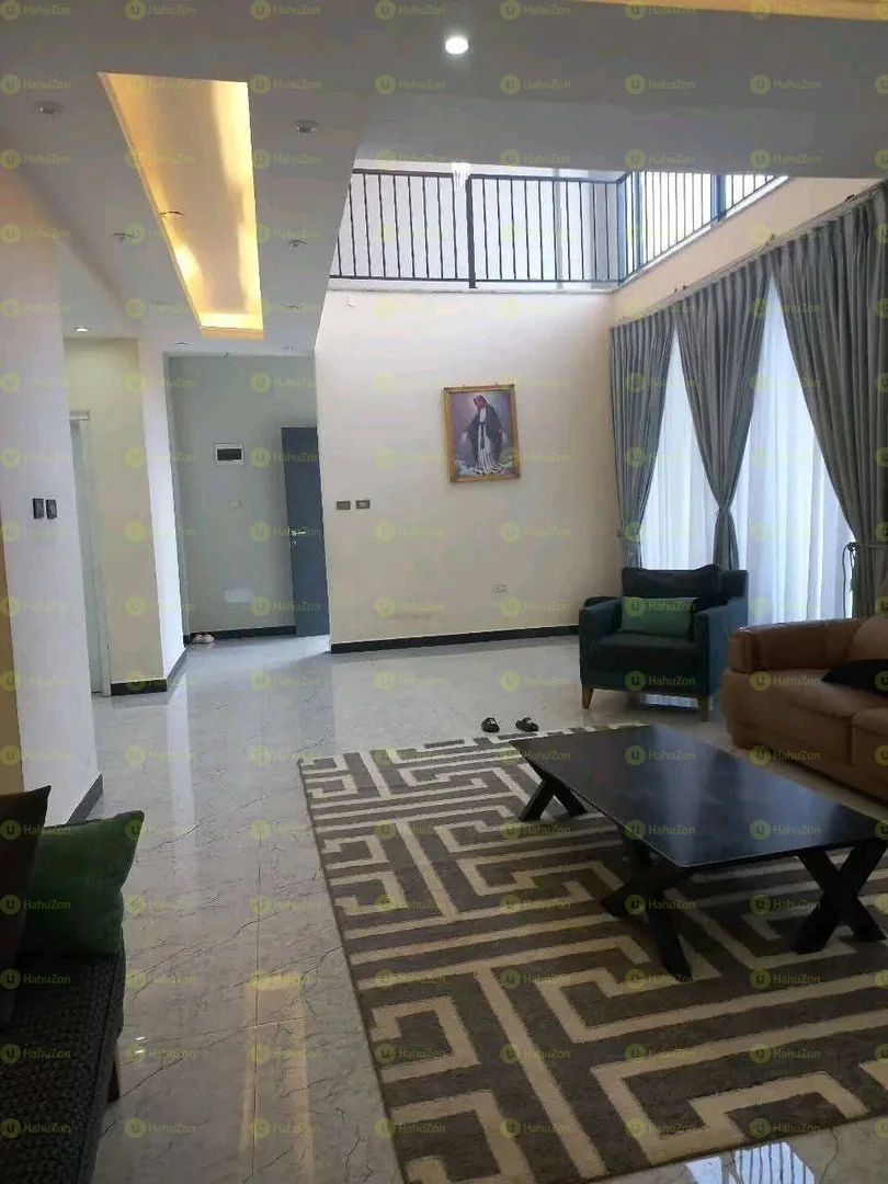 250ካሬ የሚሸጥ G+2 ቤት በ ሰሚት