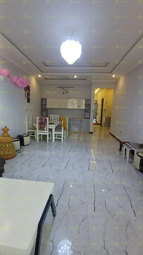 250 ካሬ የሚሸጥ ቪላ ቤት በአያት