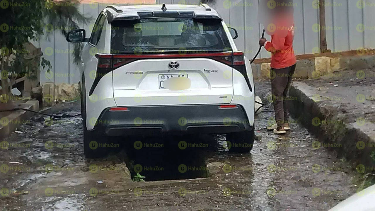 2024 Model-Toyota Ch-R