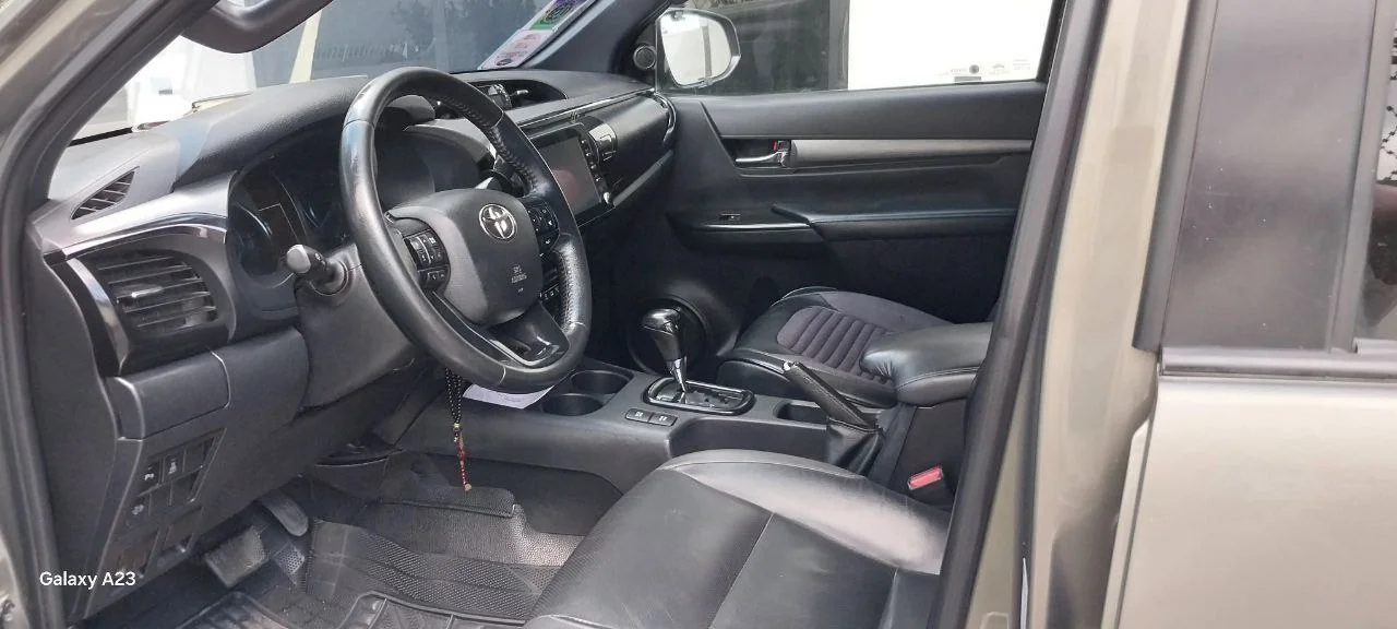 2021 Model-Toyota Hilux Invincible