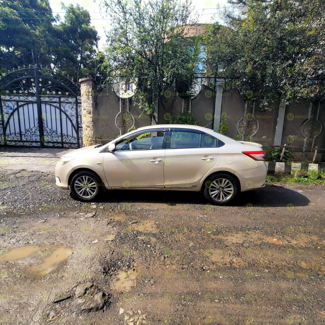 2016 Model-Toyota Yaris Sedan