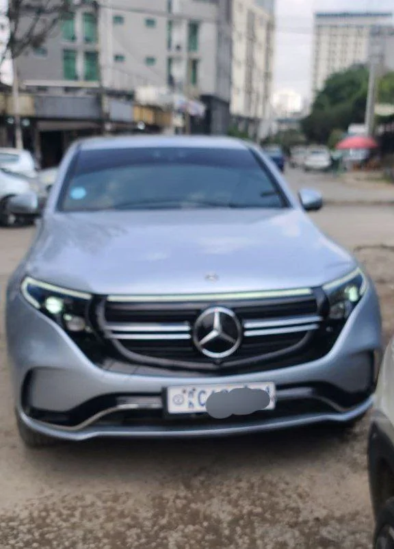 2023 Model-Mercedes-Benz EQC 400 4Matic