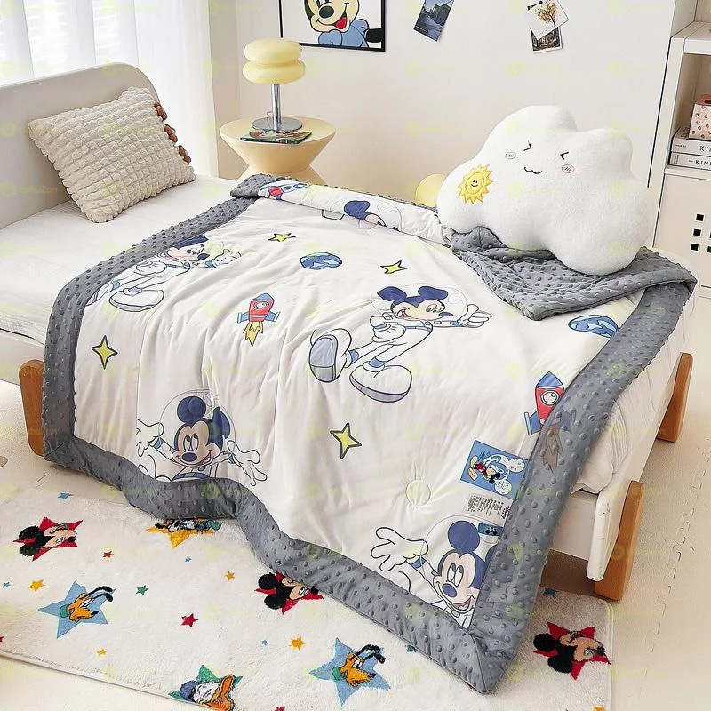 Kids Lightweight Simple Blanket