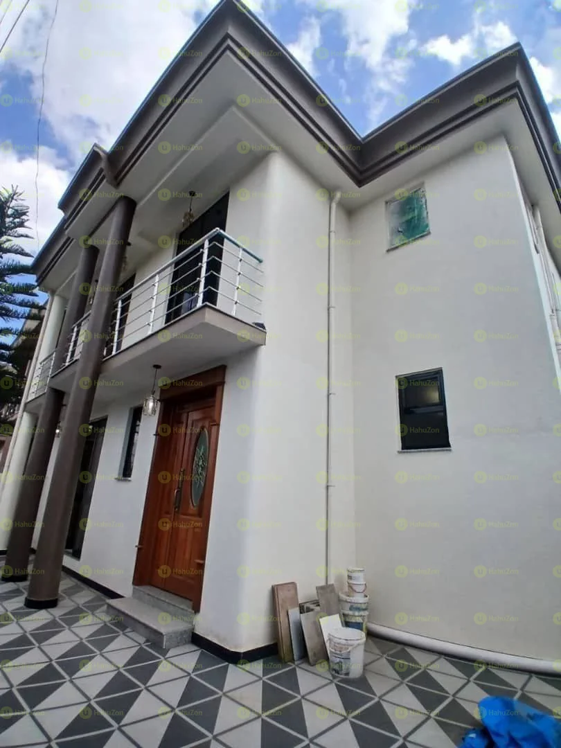 175 ካሬ የሚሸጥ G+1 ቤት በፊጋ