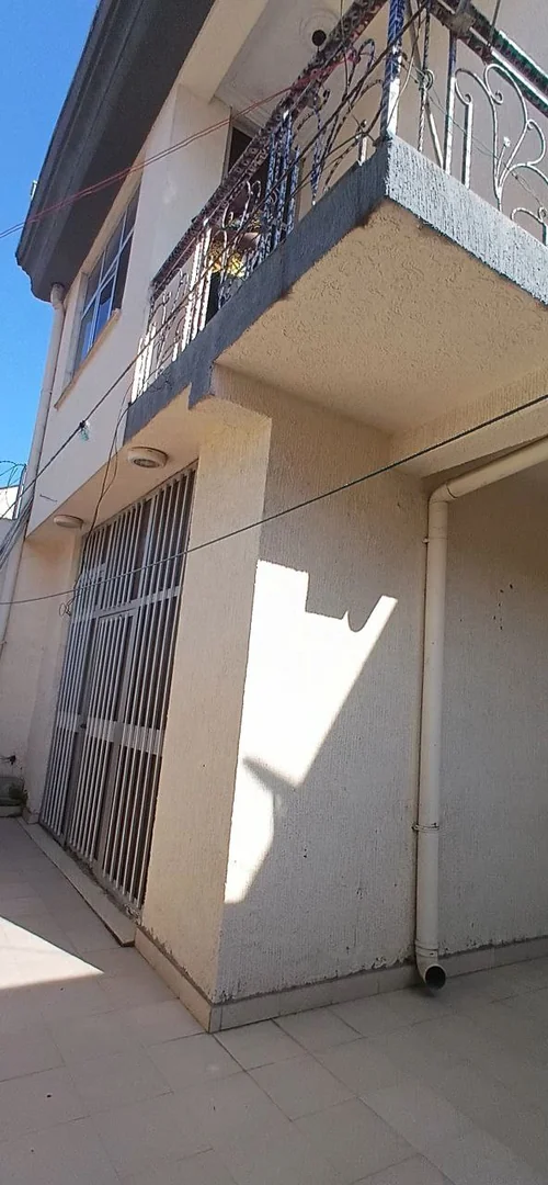 90 ካሬ የሚሸጥ G+1 ቤት በአያት