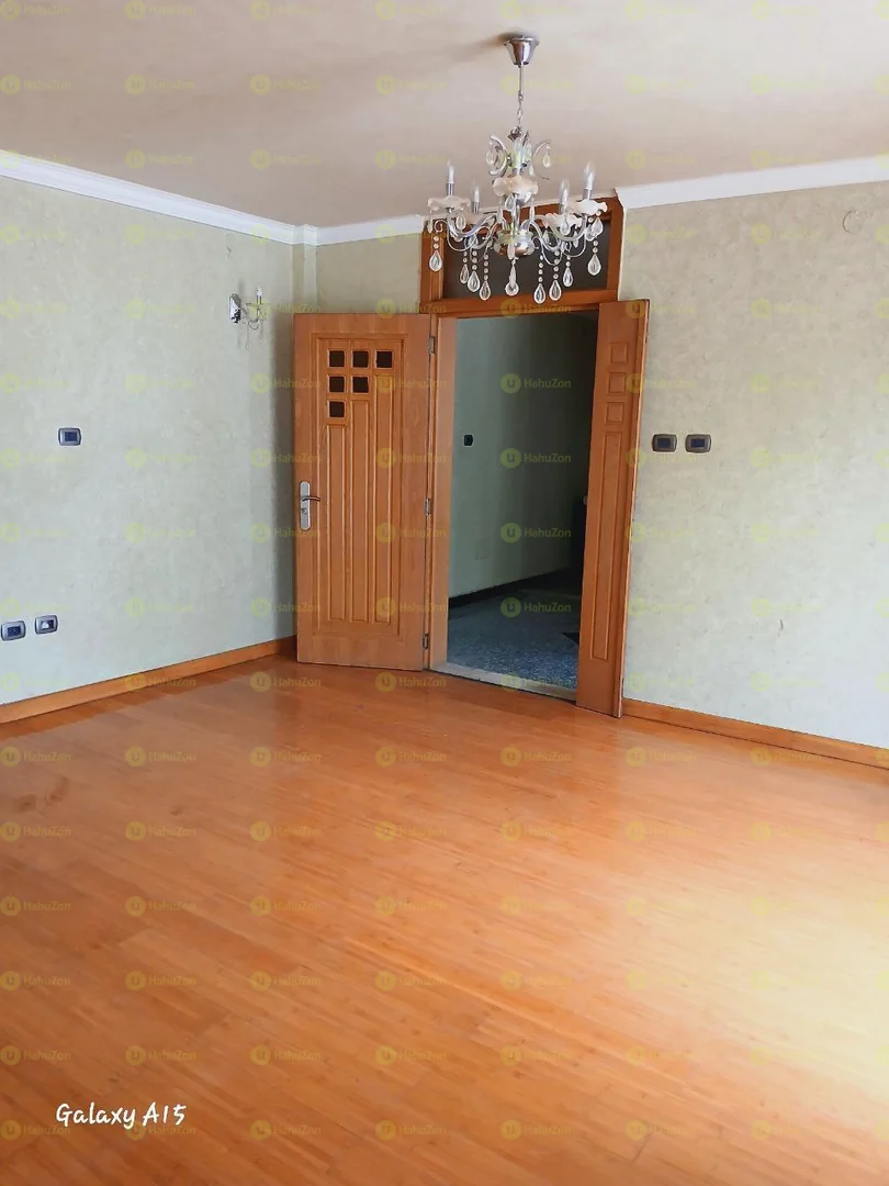 300 ካሬ የሚሸጥ  B+G+1 ቤት በአያት