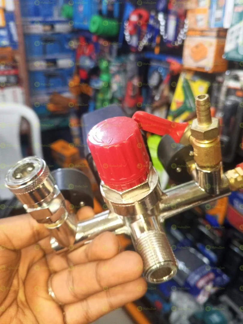 ስዊች 200 አምፓየር