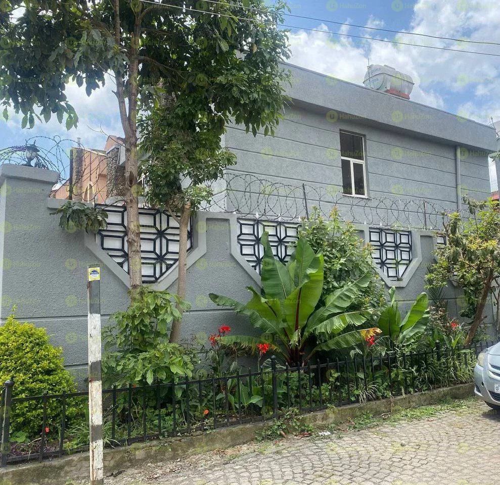 175 ካሬ የሚሸጥ G+1 ቤት በለቡ