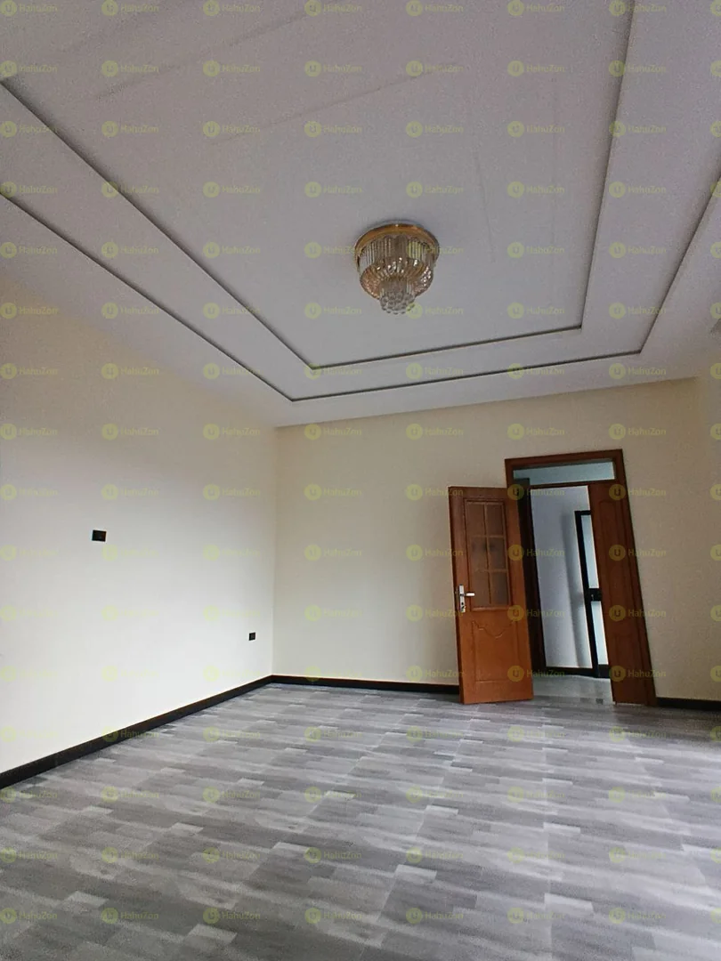 165 ካሬ የሚሸጥ ቪላ ቤት በላፍቶ