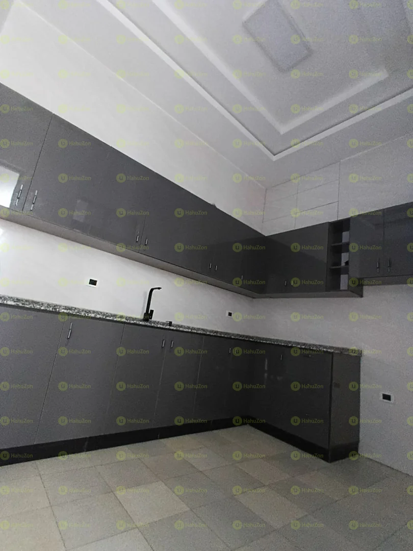 165 ካሬ የሚሸጥ ቪላ ቤት በላፍቶ