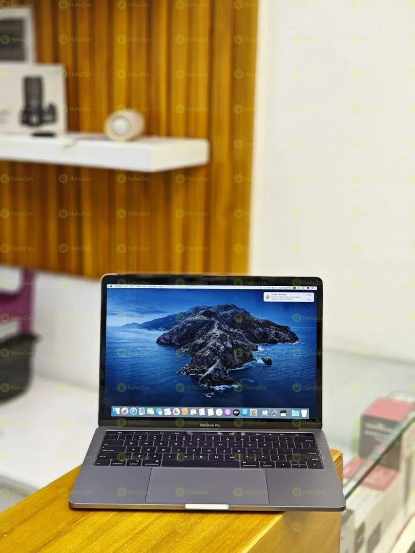 Apple Macbook Pro Core i5 Laptop