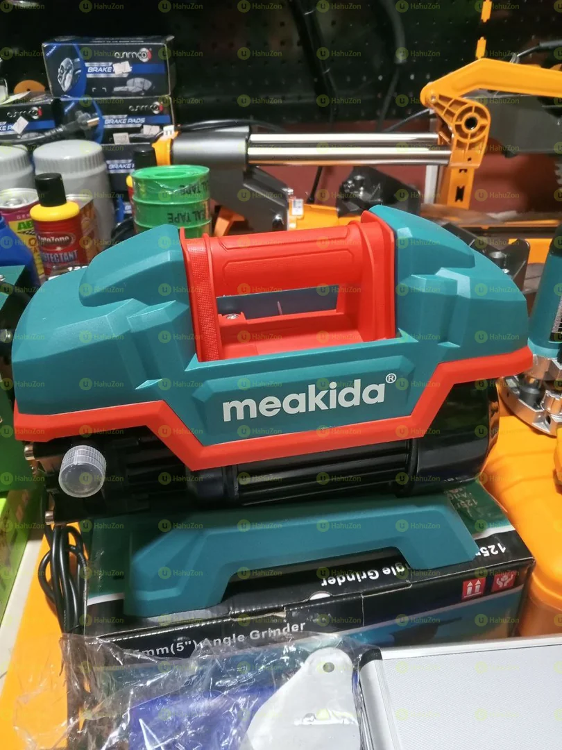 ማኪታ የመኪና ማጠቢያ