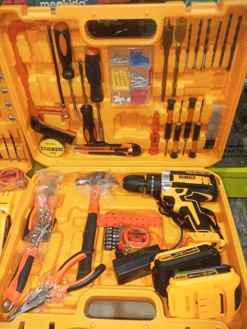 ዲዋልት ቻርጀር ድሪል