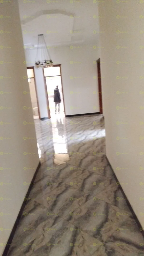 355 ካሬ የሚሸጥ ዘመናዊ ቪላ ቤት