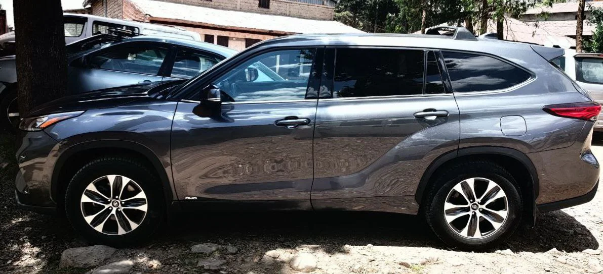 2021 Model-Toyota HighLander