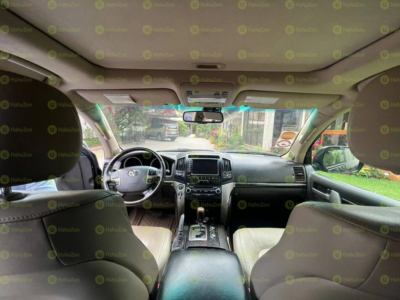 2013 Model-Toyota Landcruiser