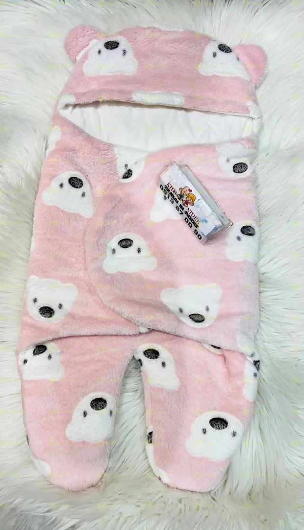 ከላይ ፈር ውስጡ ኮተን ማቀፍያ