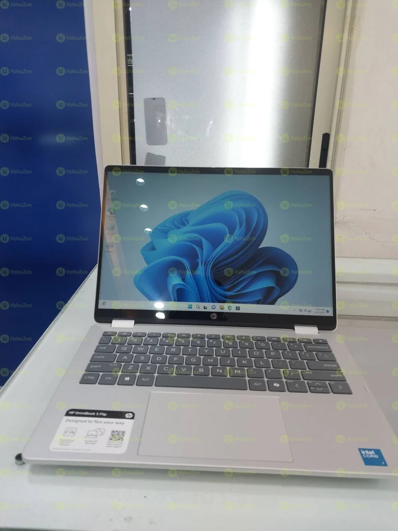 HP OmniBook 5 Flip Core 7 15th Generation Laptop
