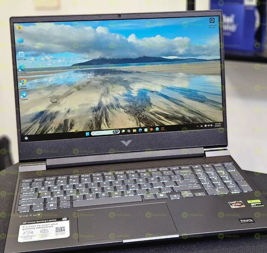 Hp Victu sAMD Ryzen 7 7445HS  Gaming Laptop