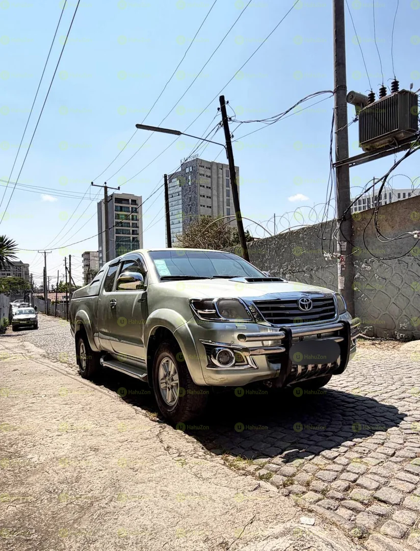 2012 Model-Toyota Hilux Extra  Cab