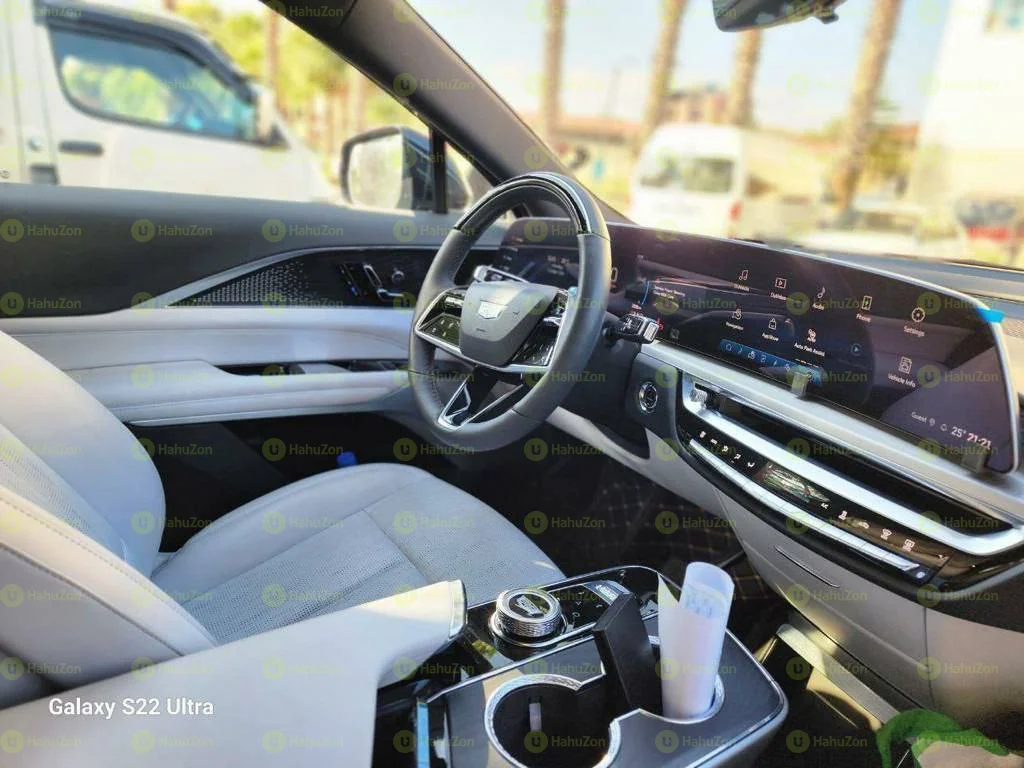 2023 Model- Cadillac Lyriq