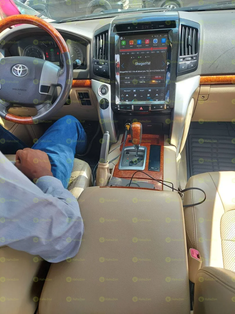 2015 Model-Toyota Landcruiser GX.R