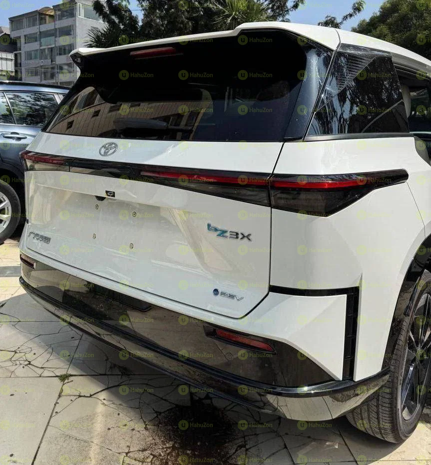 2025 Model-Toyota BZ3X – 610