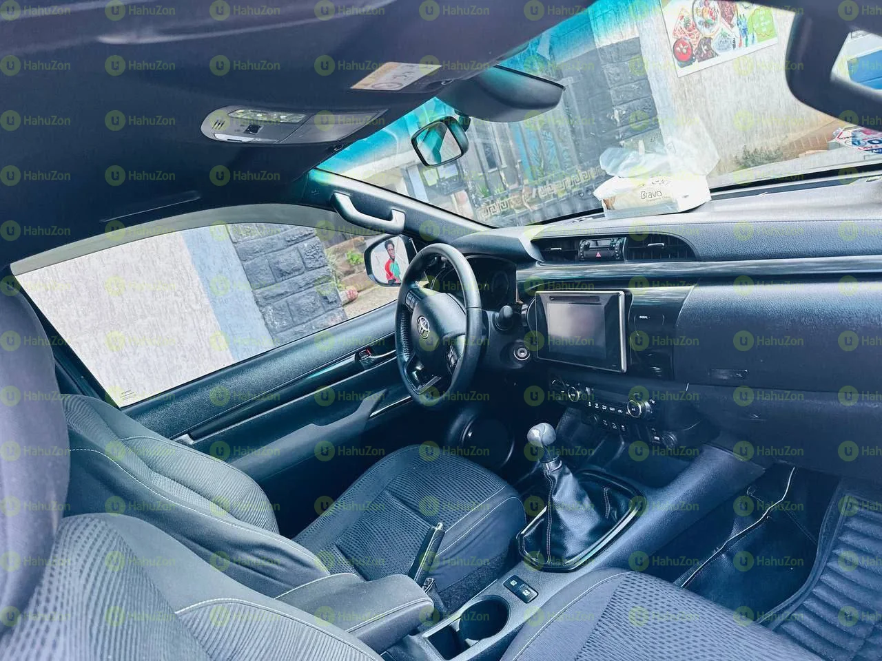 2020 Model-Toyota Hilux Revo