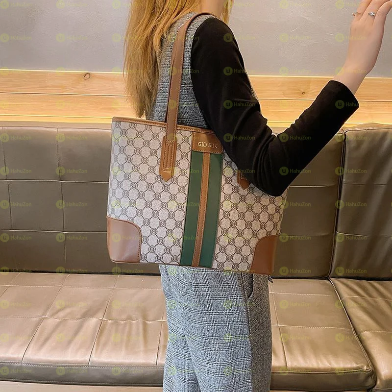 Excellent Quality Lexury Brand New Women's Handbag