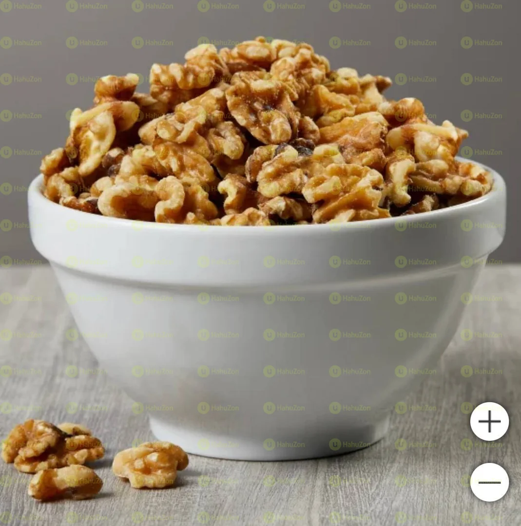 Kirkland Signature Walnut Halves 1.36kg