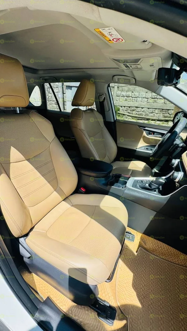 2021 Model-Toyota Rav4