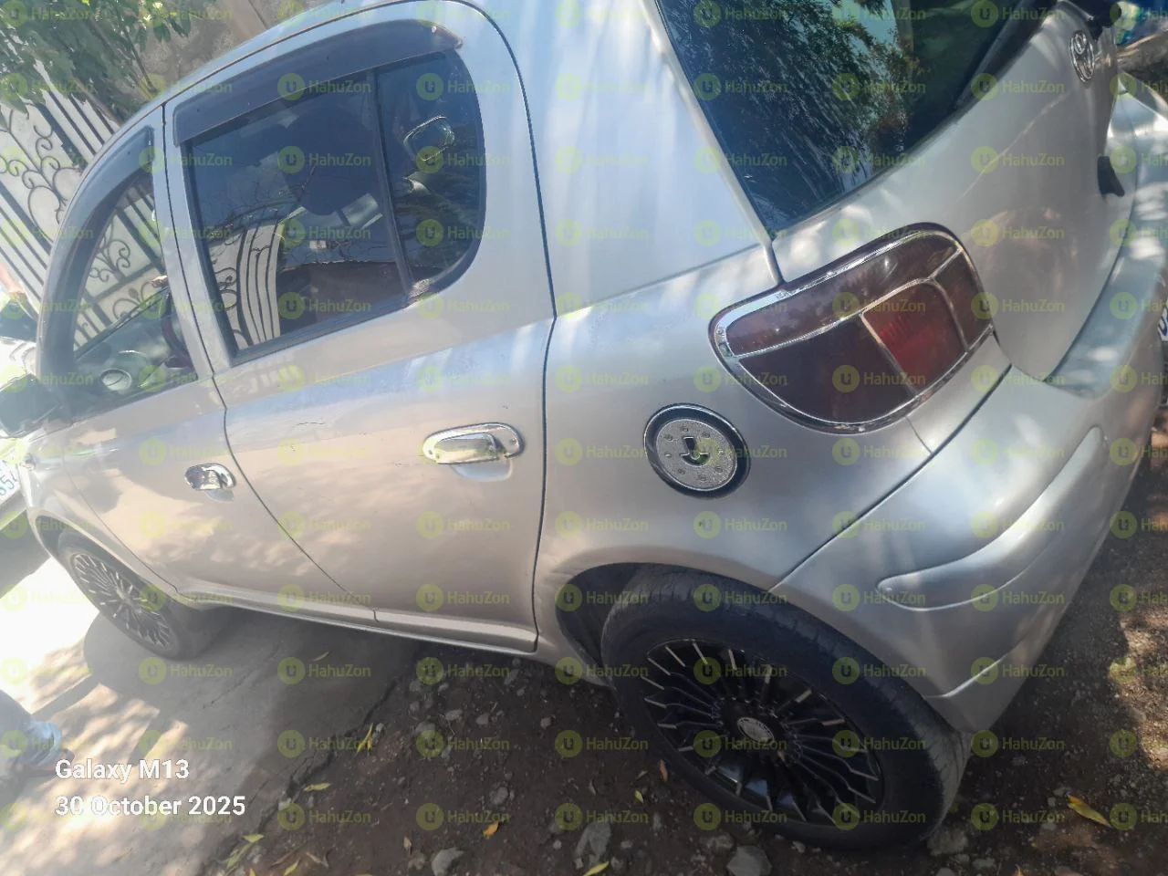 2004 Model-Toyota Vitz