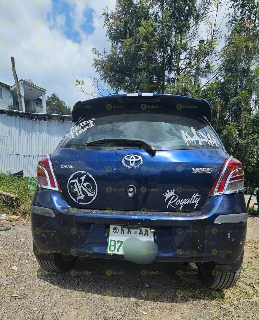 2008 Model-Toyota Yaris Compact