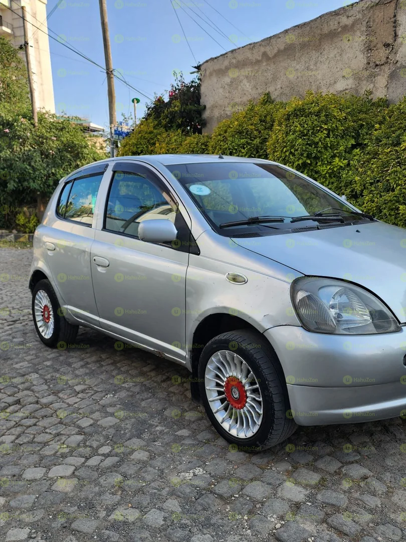 2001 Model-Toyota Vitz