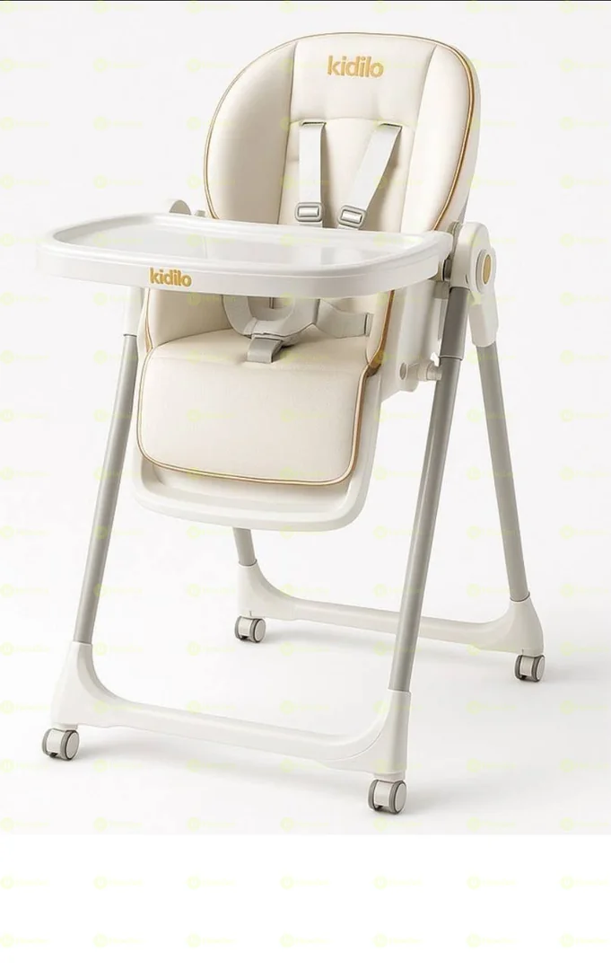 ሞቹ የመመገቢያ ወንበር