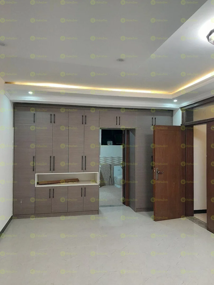 190 ካሬ የሚሸጥ G+2 ቤት በአያት