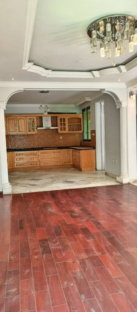 175 ካሬ የሚሸጥ G+1 ቤት በቦሌ ቡልቡላ