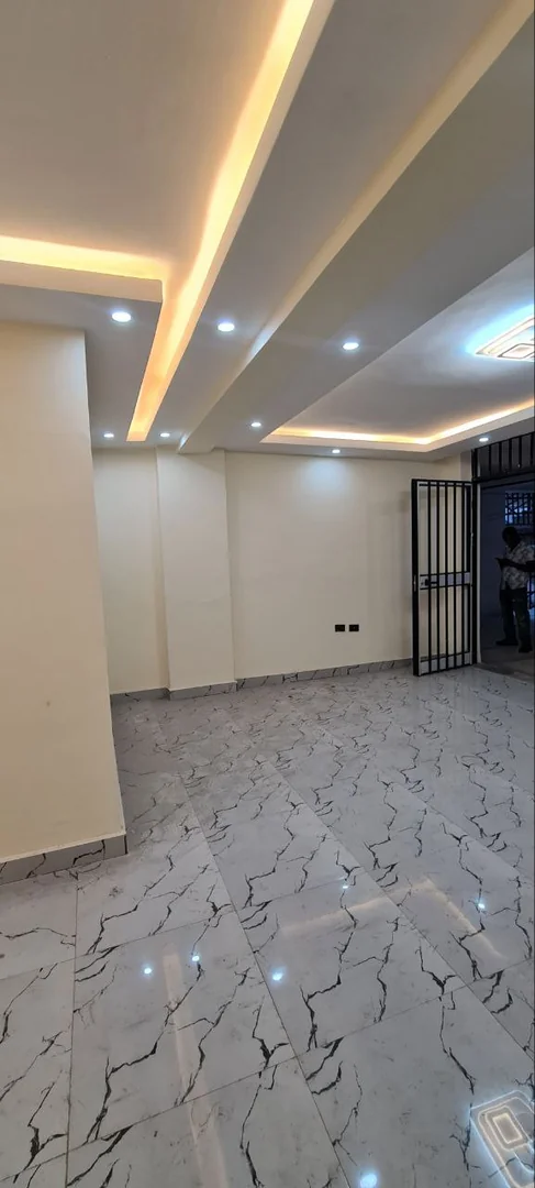 100 ካሬ የሚሸጥ 40/60 የሚሸጥ ኮንደሚንየም በአያት 49