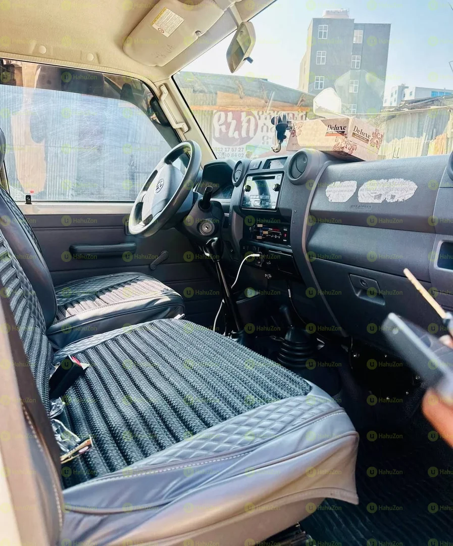 2018 Model-Toyota Land Cruiser Mark 2 Long Base