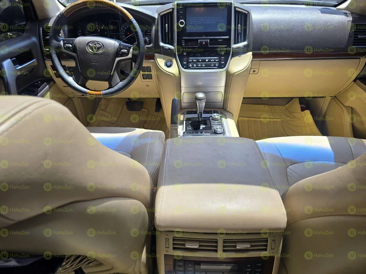 2017 Model-Toyota Land Cruiser V8 VX.R