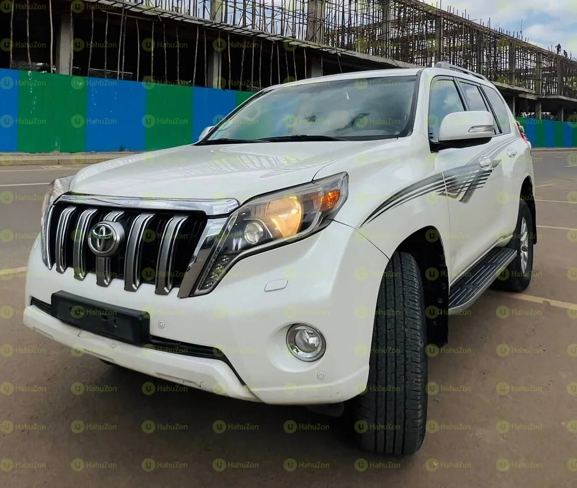 2015 Model-Toyota Land Cruiser Prado