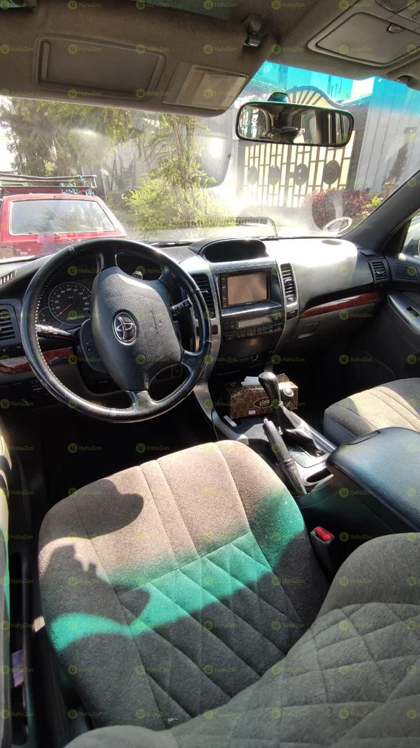 2005 Model-Toyota Land Cruiser Prado