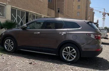 2017 Model-Hyundai Santafe