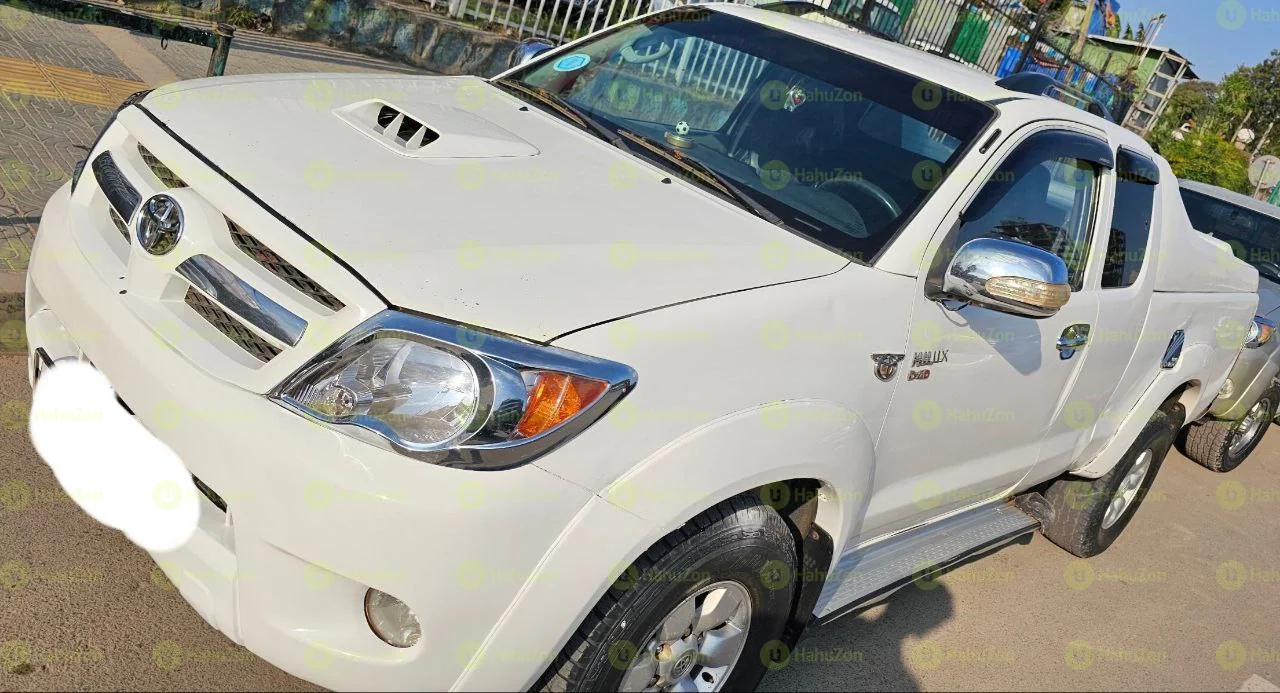 2008 Model-Toyota Hilux Extra Cup