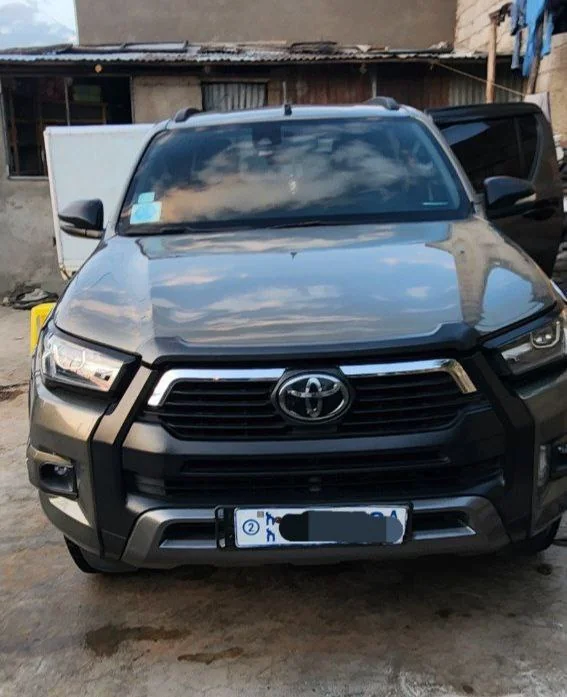 2022 Model-Toyota Hilux Invincible