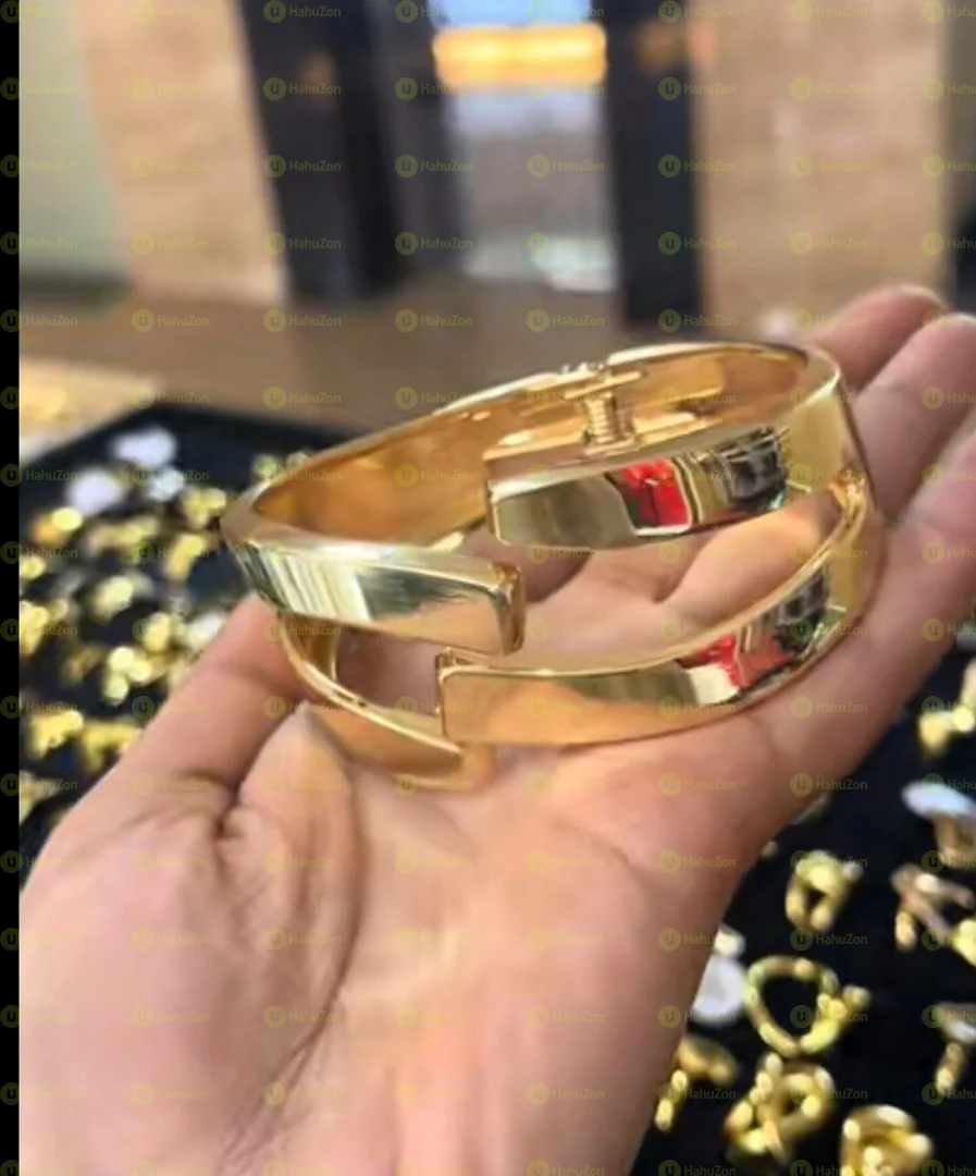 የእጅ አንባር ጌጥ