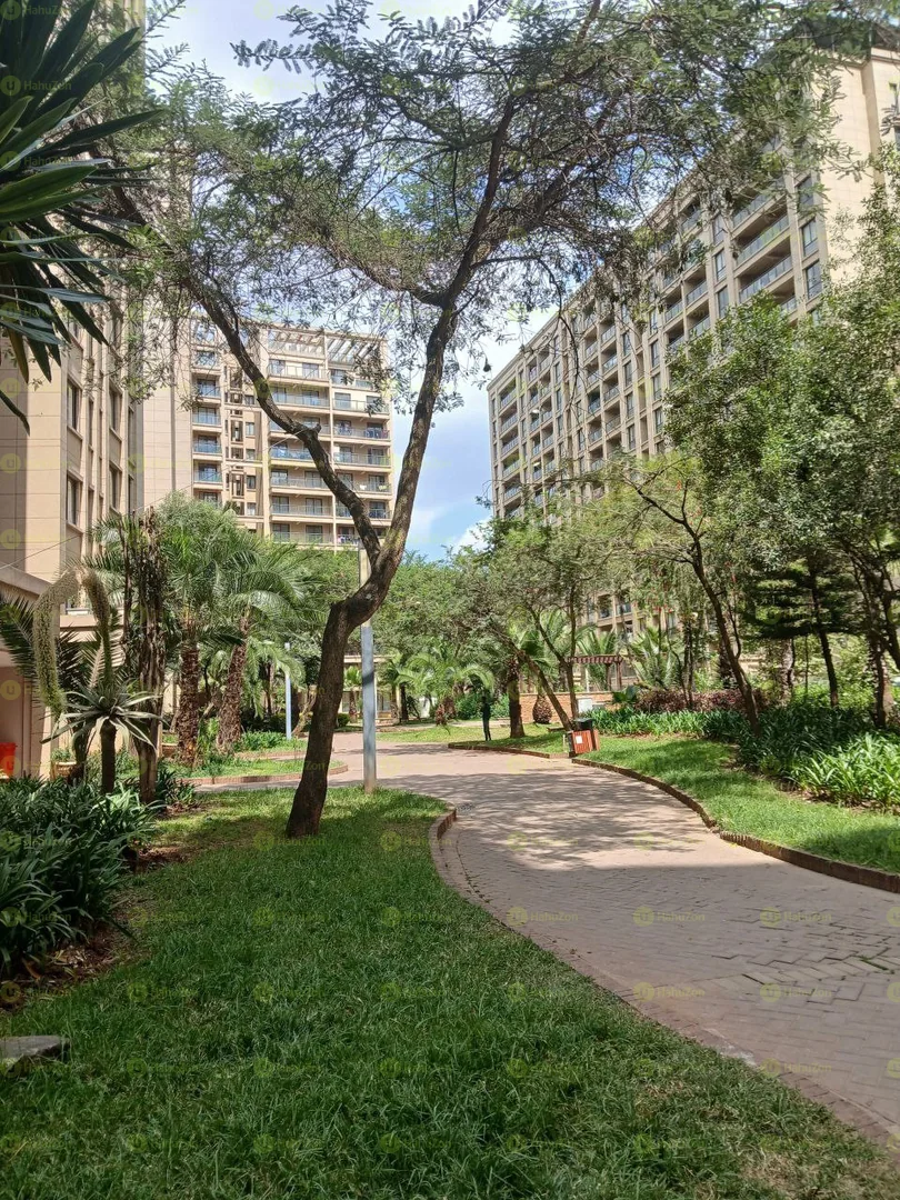 114 ካሬ የሚሸጥ አፓርትመንት በፀሃይ ሪልስቴት